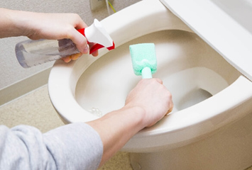 トイレ掃除は毎日たったの3分！プロが自宅で実践する方法伝授株式会社東和総合サービス