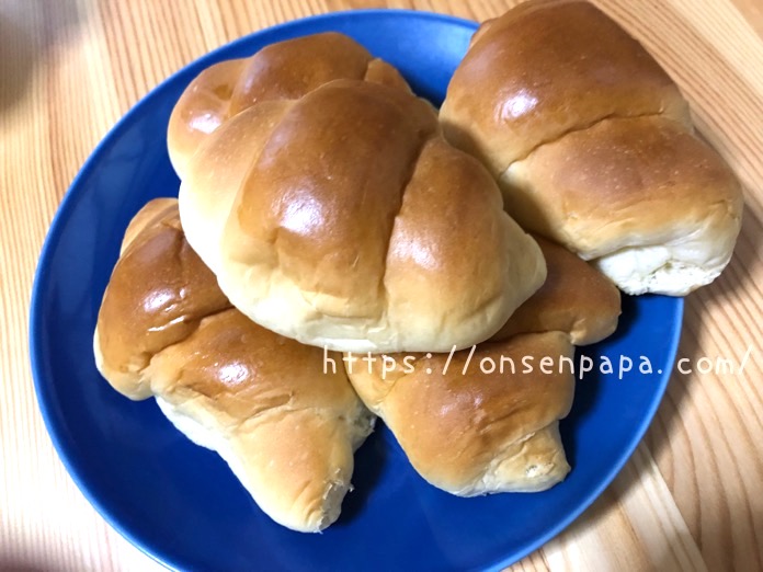 ロールパンの切り方 完了期