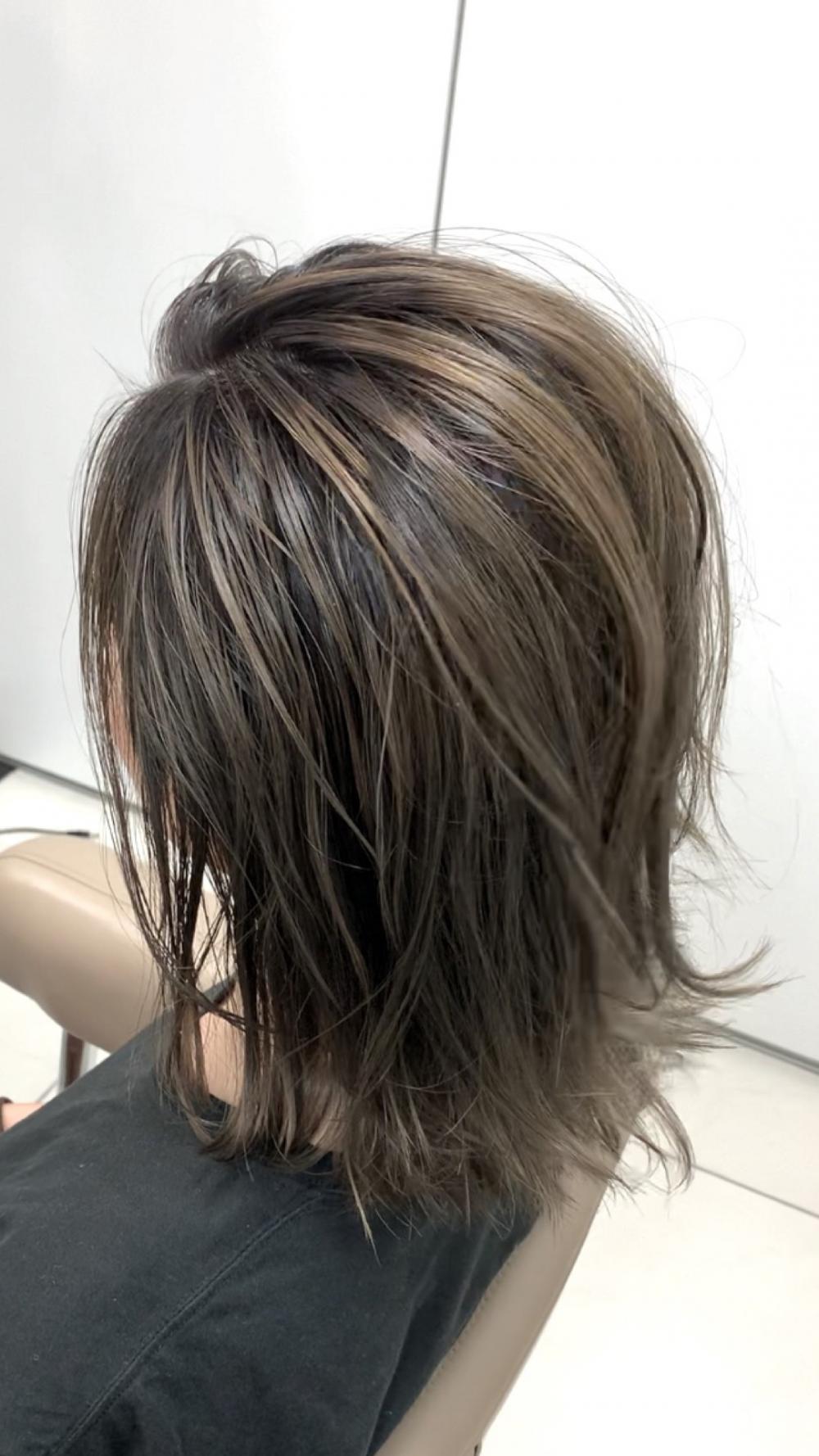 シャドウルーツカラーの魅力とスタイリング方法