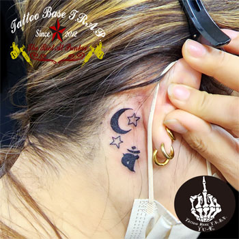 耳裏に蓮のワンポイントタトゥーtattoo 千葉幕張irezumi千葉タトゥーは千葉市花見川区幕張本郷のFREE:Z TATTOOフリーズ タトゥ