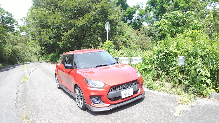 シビックタイプRの半クラ焦げ臭いに関するカスタム事例車のカスタム情報はCARTUNE