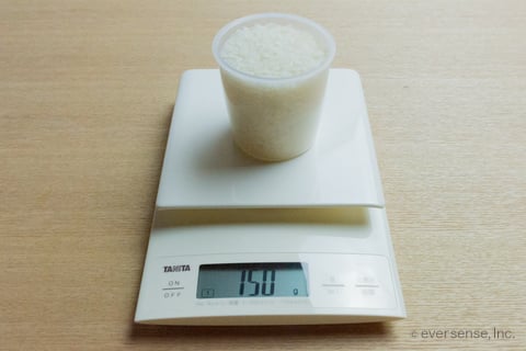 米一合は何グラム？ 量り方・水の量・炊き上がりの重さ・カロリー - 宅食グルメ