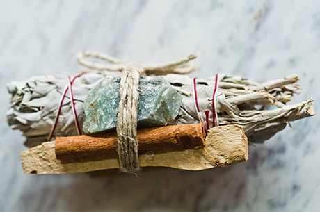 幸運を招く!! 鑑賞石に天然アメジストクラスター パワーストーン原石 商売繁盛 鬼門封じ 風水 占い -アクセサリーショップ ジーラブ -プレゼント＆ギフトのギフトモール