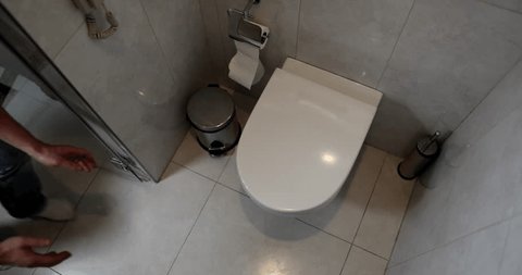 感染性胃腸炎対策動画 突然の嘔吐～あなたならどうする？～ - YouTube