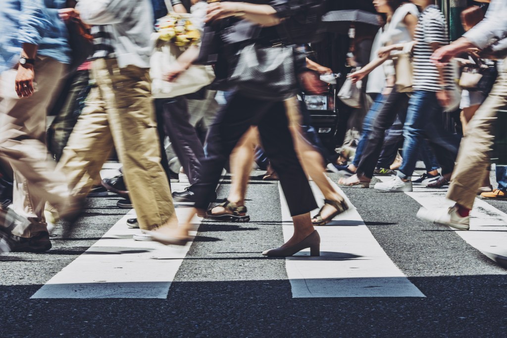 この子には障がいがあります」 障害をオープンにするタグを配布する47歳母親の決意AERA DIGITAL アエラデジタル