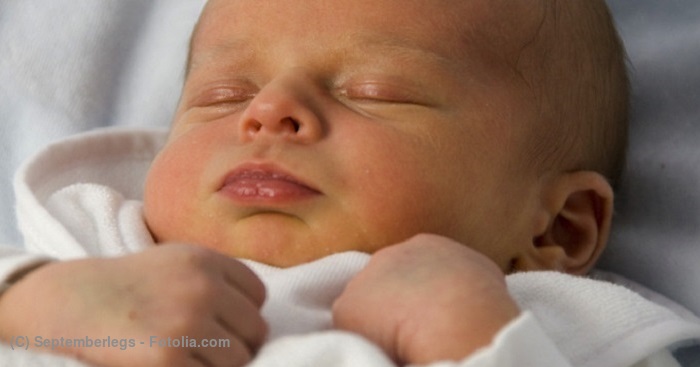 黄疸を持つ新生児の顔の詳細 — ストック写真 © jovannig266330278