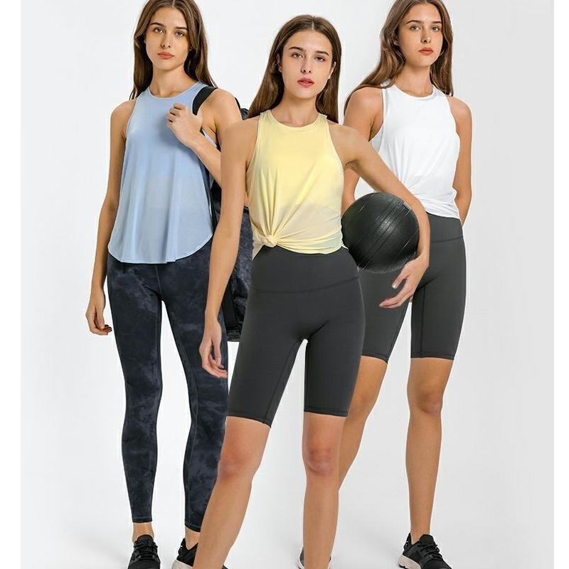 定番を可愛く♡トレ女・ヨガ女たちの「黒レギンス」コーデ７選ヨガジャーナルオンライン