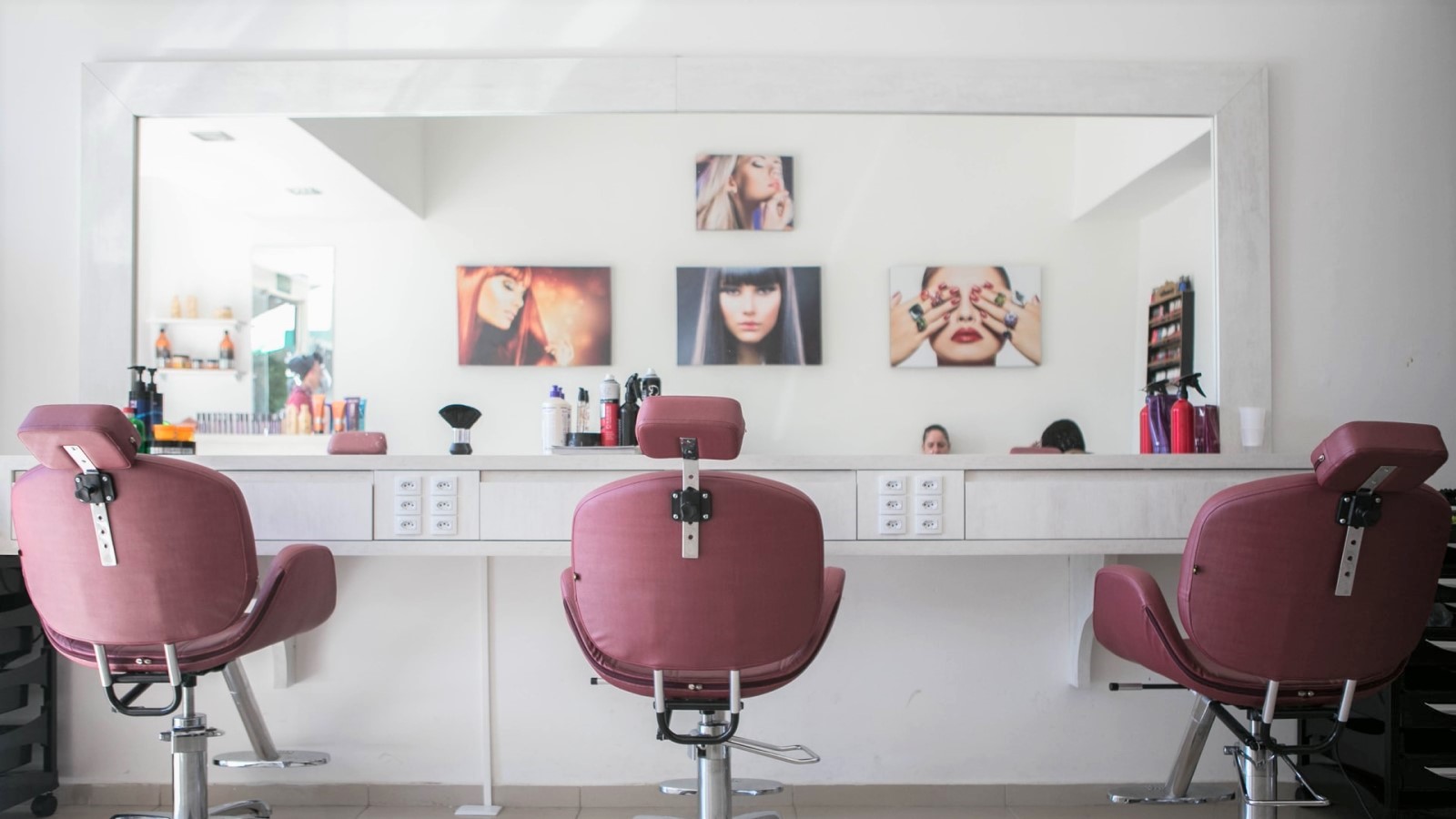 脱毛サロンで働くエステティシャンの仕事内容は？必要な資格ややりがい・大変なことを解説ホットペッパービューティーワーク転職ノウハウ