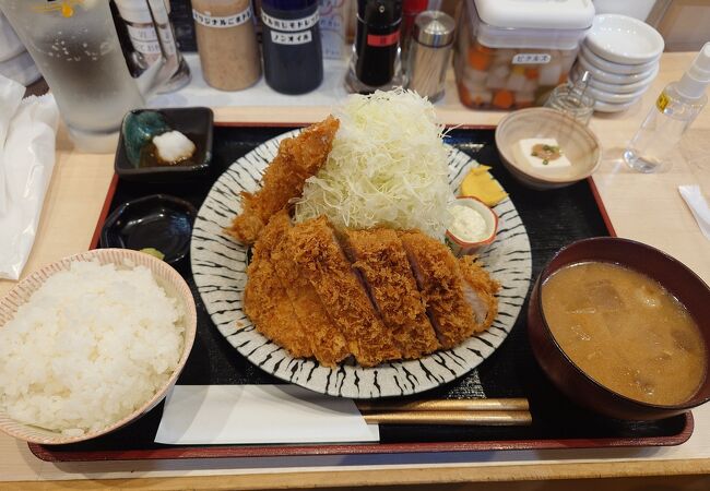 嬉嬉豚とんかつ 君に、揚げる。 池袋本店(池袋東口/和食)