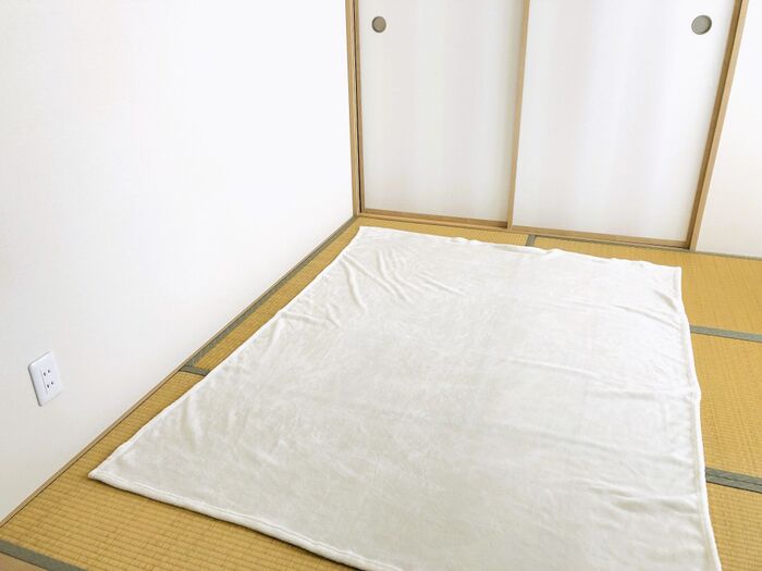 羽毛布団のたたみ方 – 和雲