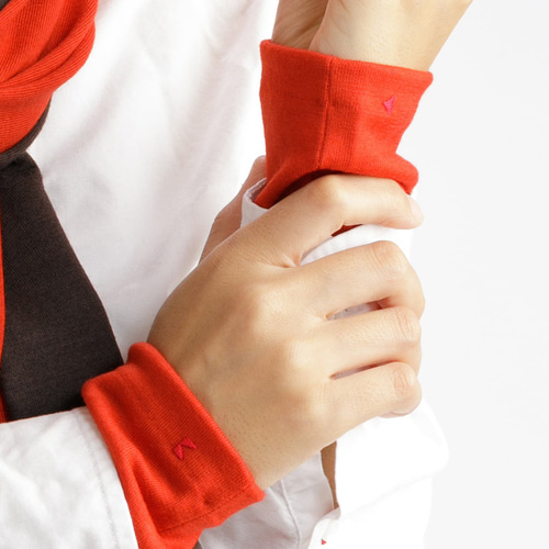 アームウォーマー ニット リブ 通販 アームカバー 暖かい ハンドウォーマー 指なし 手袋 ロング レディース 秋 冬 おしゃれ かわいい 防寒 防風シンプル 無地 睡眠 温活 手首 冷えとり 通勤 通学 オフィス テレワーク あったか 温かい 寒さ対策 小物