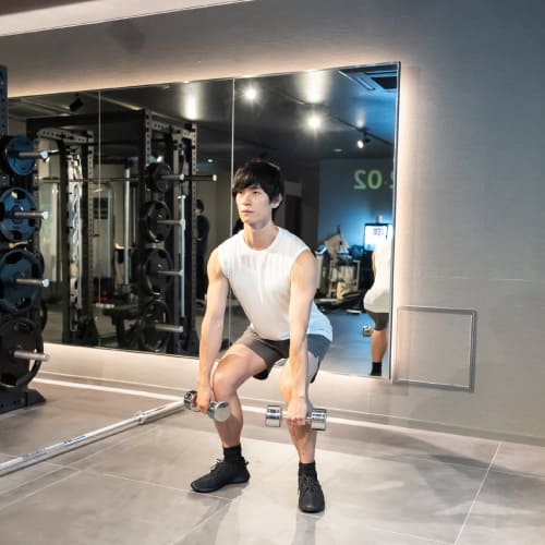 ダンベル筋トレメニュー22選！部位別1週間トレーニングや効果を高めるコツも紹介 – uFit