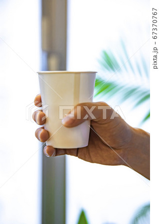 ふるえ 振戦 の症状と治療法 - 一般社団法人 日本定位・機能神経外科学会