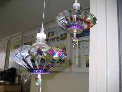 ペットボトルで風車小屋を作りました - 泉州ひまわりネット ”楽しいエコおもちゃ手作り”