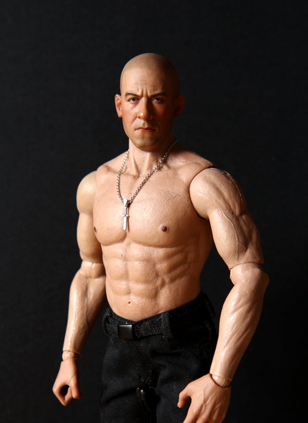 イタすぎるセレブ達 ヴィン・ディーゼル、たるんたボディを激写され“ある行動”に。Techinsight テックインサイト 海外セレブ、国内エンタメのオンリーワンをお届けするニュースサイト