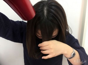 前髪が浮くのはなぜ？原因と解決のためのおすすめテクニックでキレイな前髪をキープ！HAIR