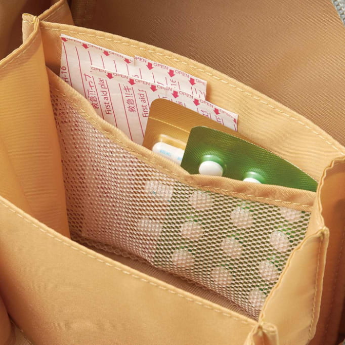 薬の収納スペース。処方薬はいつもここ８坪狭小３階建てのシンプルライフ