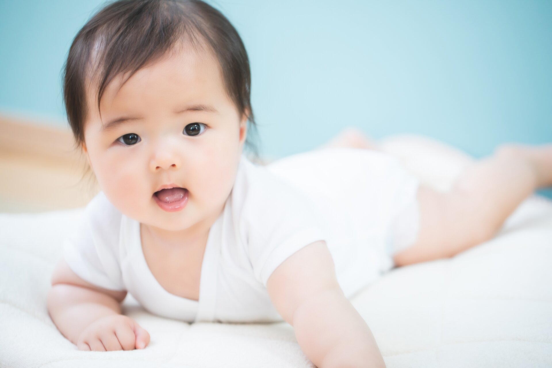 自閉症の赤ちゃんの症状や特徴は？いつわかるの？診断基準は？ - こそだてハック