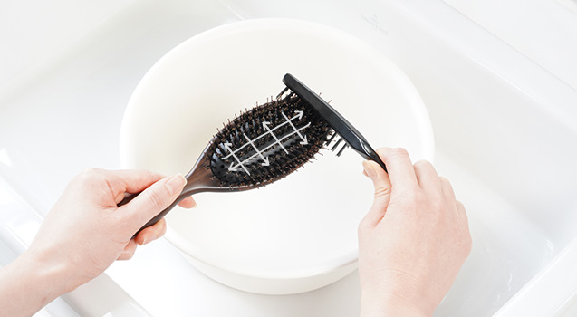 簡単 コームの汚れの取り方は？ プラスチックコーム クシ の汚れを落とす秘密の裏技を教えます♡twinkling teardrops