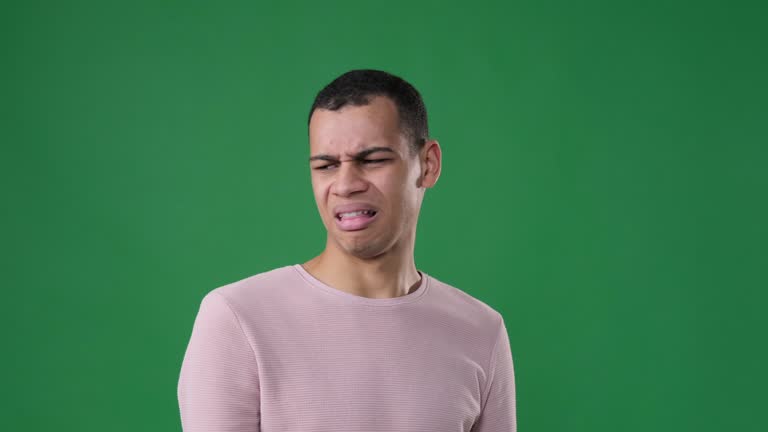 7,414 気持ち悪い Stock Videos, Footage, & 4K Video Clips - Getty Images虫, 暴力,興奮する