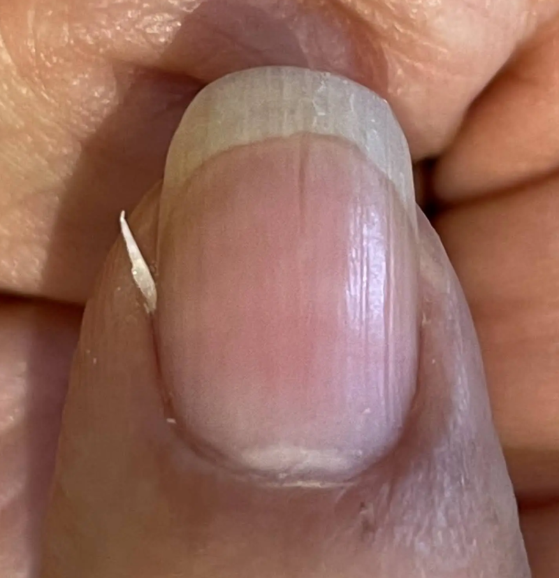 後悔先に立たず」の意味は？類似のことわざ「覆水盆に返らず」もTRANS.Biz