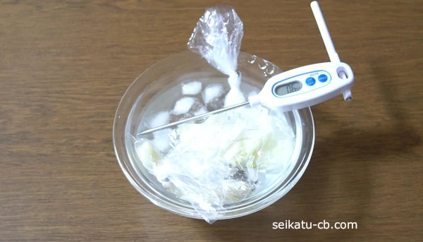 のんのん🍠🌻下味冷凍4選 むね肉と玉ねぎだけ！忙しい日にあると大活躍。むしろ冷凍したほうが柔らかくて絶品になる 下味冷凍作り置き生のまま調味料を揉み込んで冷凍するだけ！材料は２人前の分量です①ハニーマスタードチキン 鶏むね肉 １枚 粒マスタード