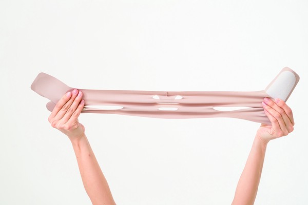 楽天市場メール便可 ニーズ日本美人小顔ベルトシリーズ昭和美人もばっちり！ぎゅぎゅっと小顔マスク : charmbeauty