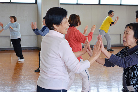 60代から始めるダンス教室の選び方 完全ガイド- シニアダンスナビ