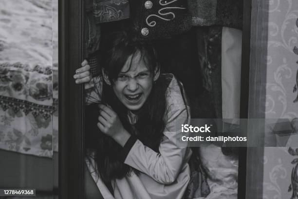 お化けが怖い女の子📬👻 」𝐦𝐚𝐩𝐥𝐞✌︎✌︎のイラスト