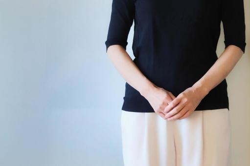 手を胸の前で組む神秘的な女性 イラスト素材7402744- フォトライブラリ