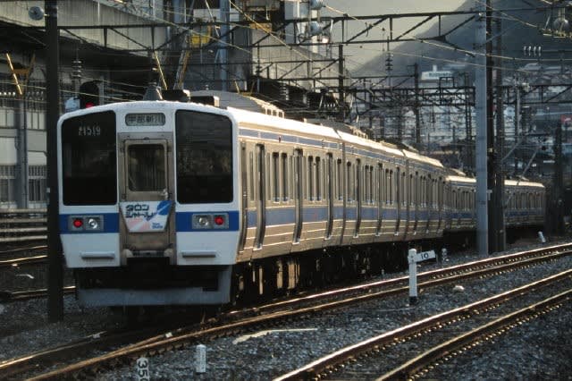 関門トンネルを歩いて渡る下関・小倉旅 ３日目（７）下関駅から黄色い電車に乗って、宇部線草江駅で降りて山口宇部空港に向かう。: まだ知らないどこかへ