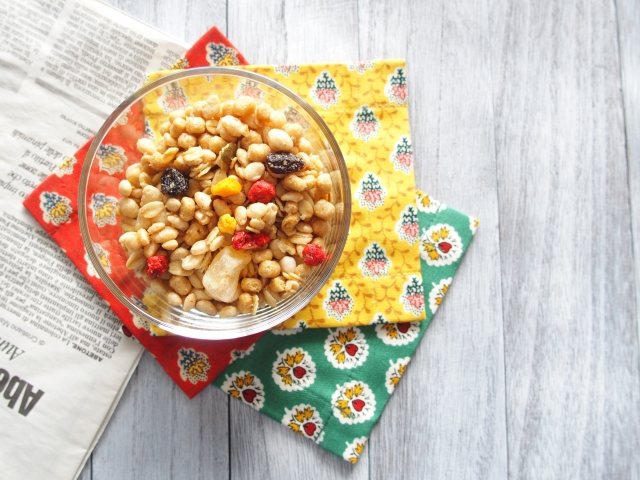 おりがみ巾着袋 ハンカチリメイク ぱたぱた折って縫うだけ - YouTube