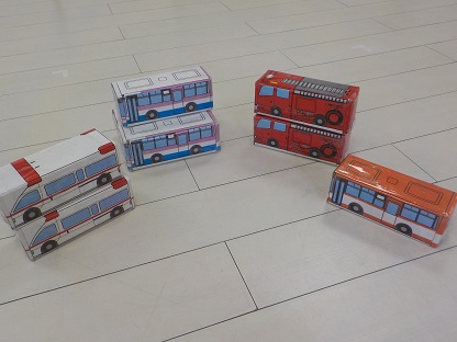 牛乳パックで1〜2歳でも回せる『コマ』を作ったよ・簡単・よく回る・手作りおもちゃ❤︎DIY spinning top milk carton It'sthat easy!!❤︎ 693