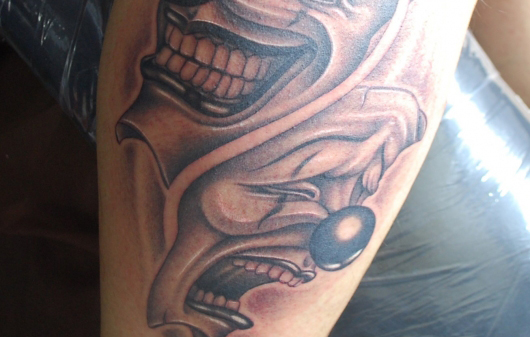 手首のタトゥーの意味は？内側のデザインや痛みの強さを紹介