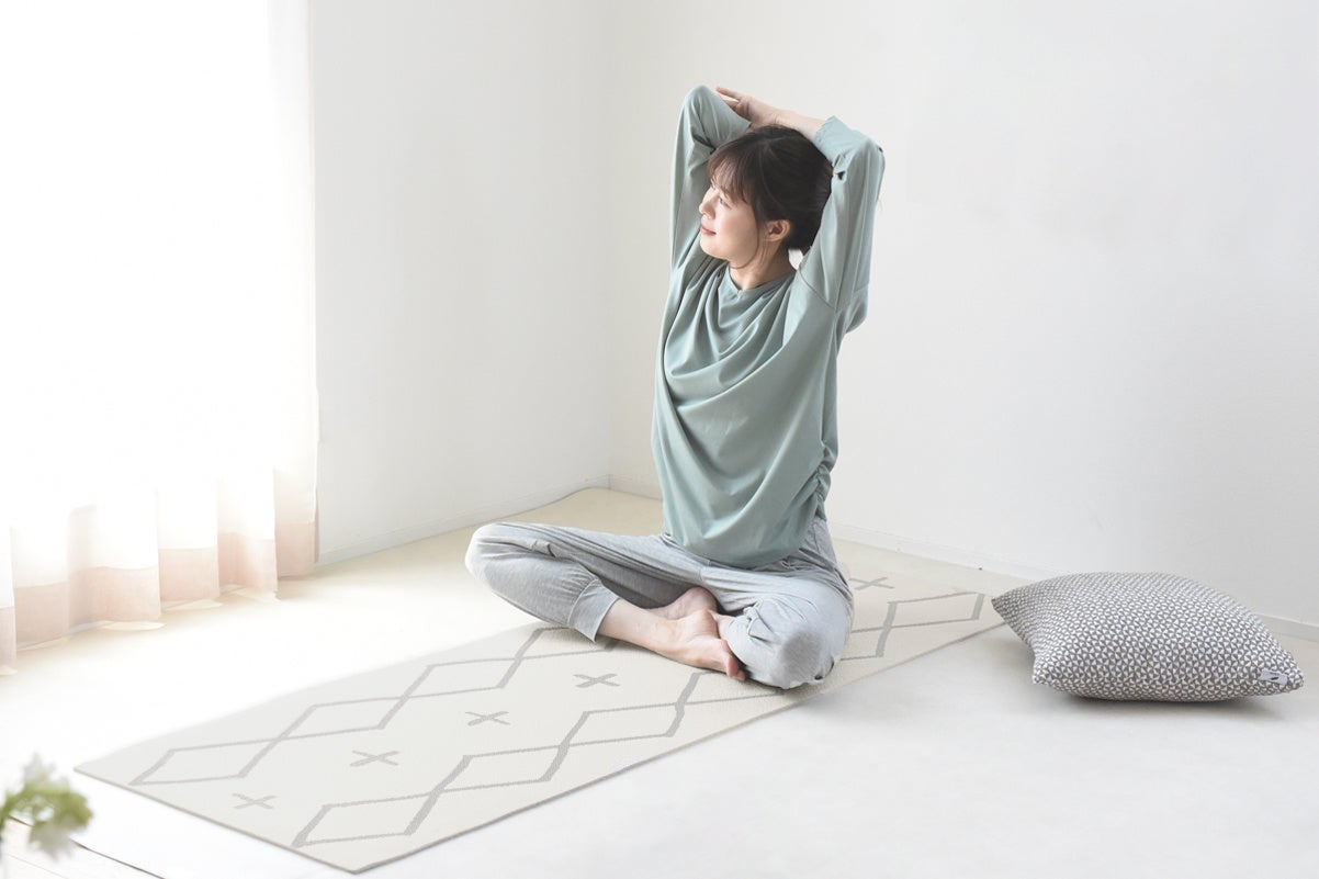 ヨガマットがなくてもOK！ベッドの上で出来る朝のヨガストレッチ理想の体を更新し続ける♡スピリチュアルダイエット♡