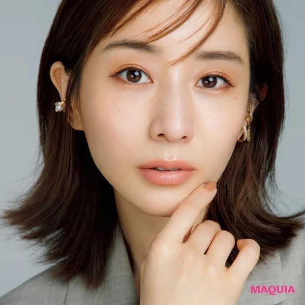 保存版 ベースメイクの正しい順番を解説！ コンシーラーとファンデーション、どっちが先？マキアオンライン美容雑誌『MAQUIA マキア 』公式ビューティサイト
