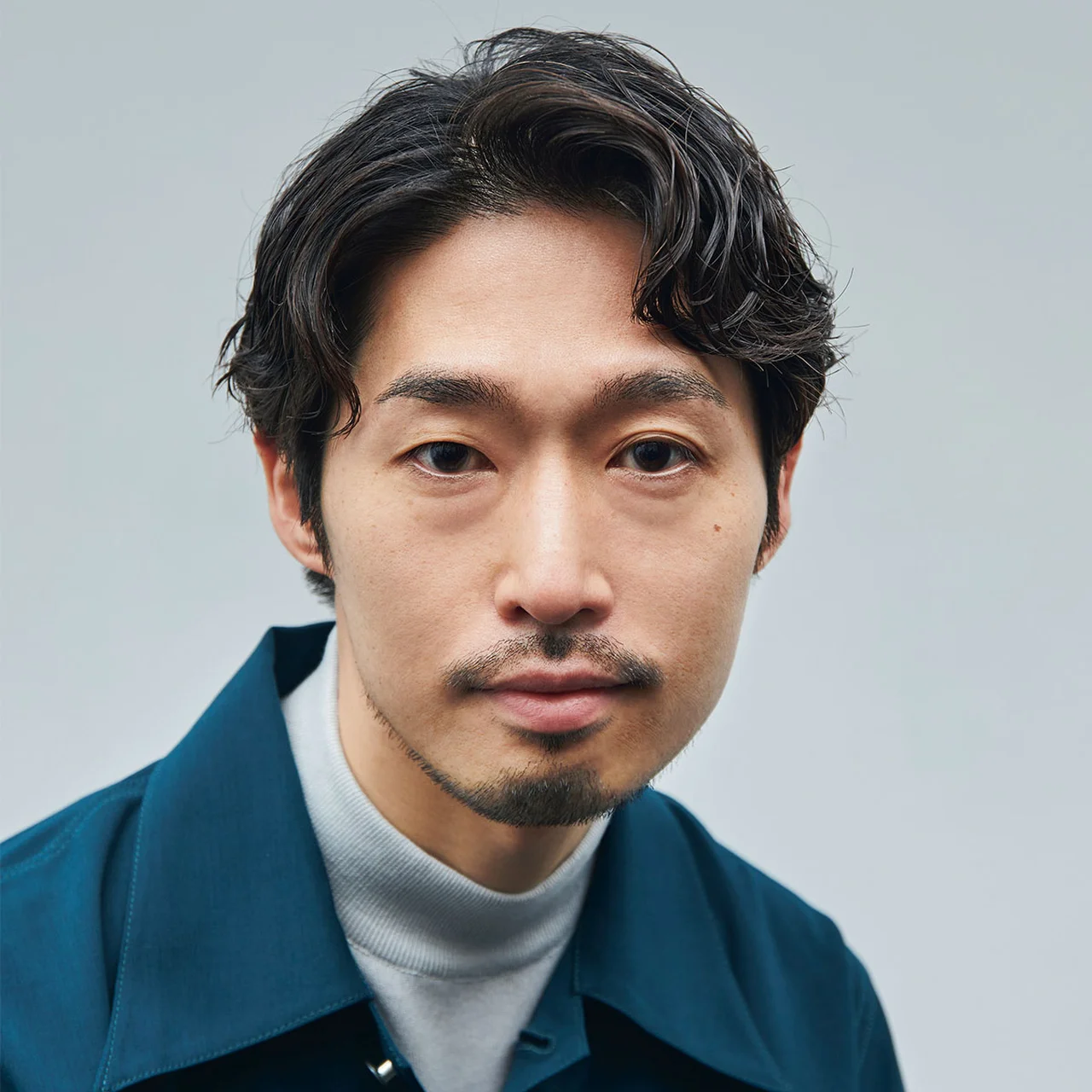 メンズ 髪型 パーマ 白髪 混じり 40代