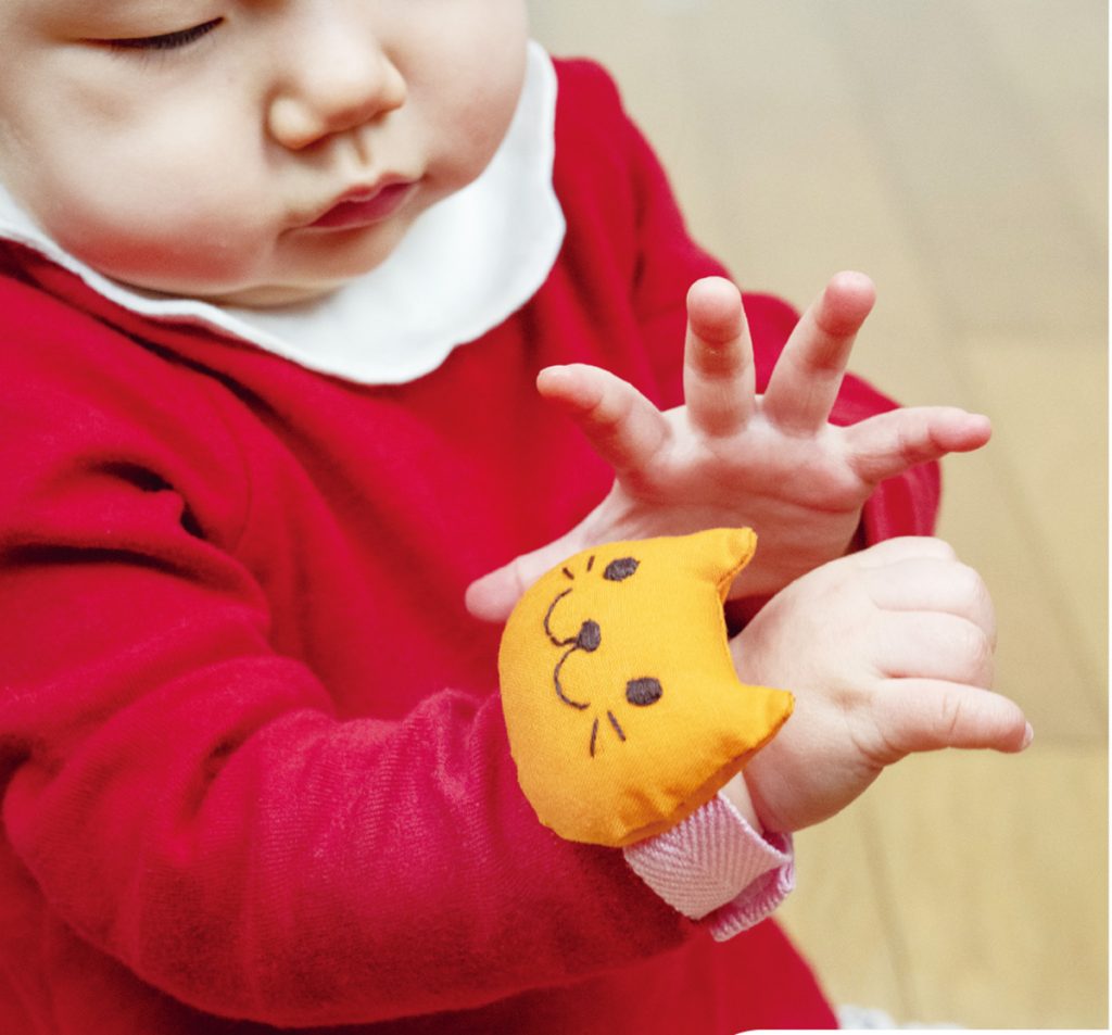 指先の知育 『ペットボトルで手作りおもちゃ』幼児向け