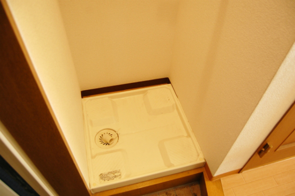 □洗濯機下のお掃除：使い捨てが便利□ : やさしい時間と、もたない暮らし Powered by ライブドアブログ