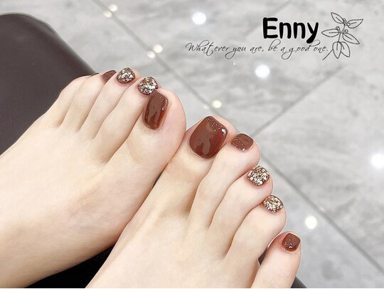 ネイル練習フットマネキンマニキュアディスプレイ用の柔軟なリアリックシリコンモデル右足Amazon.co.jp: マネキン足ネイル練習足モデル 柔軟可動シリコン義手柔らかい偽手ネイルアートトレーニングディスプレイモデルマニキュアツール柔らかくて弾力性があります,1