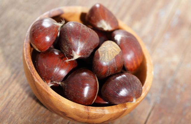 ダイエットにも最適 ダイソーの「むき甘栗」が脅威の高コスパで大人気！ 実際に食べてみたら激ウマでビビった!!ロケットニュース24