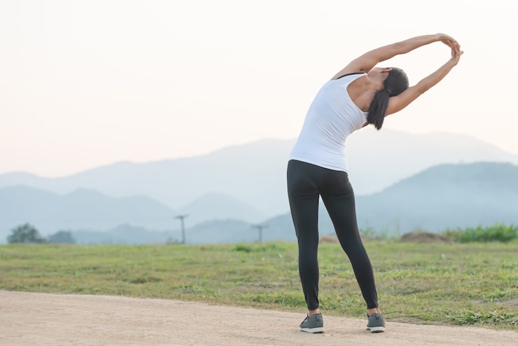 ストレッチする女性イラスト2のイラスト素材16656336- PIXTA