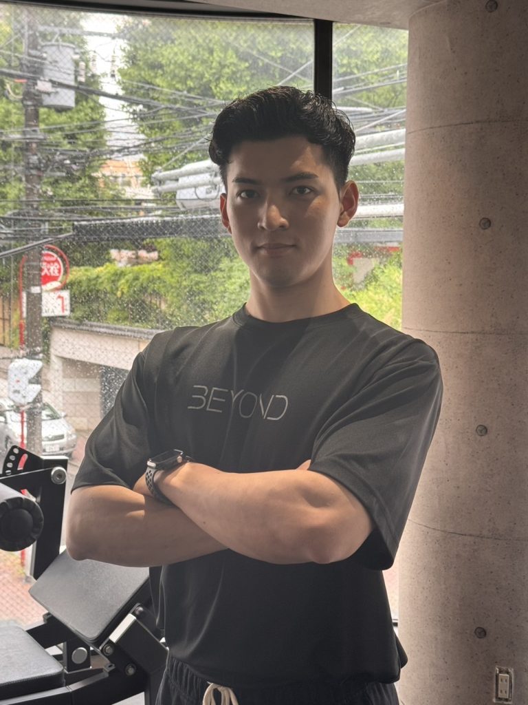 105kgの大食い男性がたった半年で33kg痩せた方法 筋トレで大変身！ビフォーアフターFITNESS LOVE フィットネスラブ