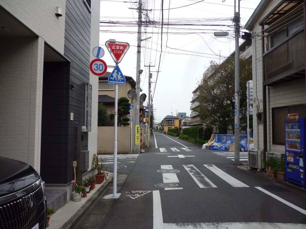 第１０４回：夜間走行時の２つの注意点ブログ・上西 一美物流ウィークリー物流・運送・ロジスティクス業界の総合専門紙