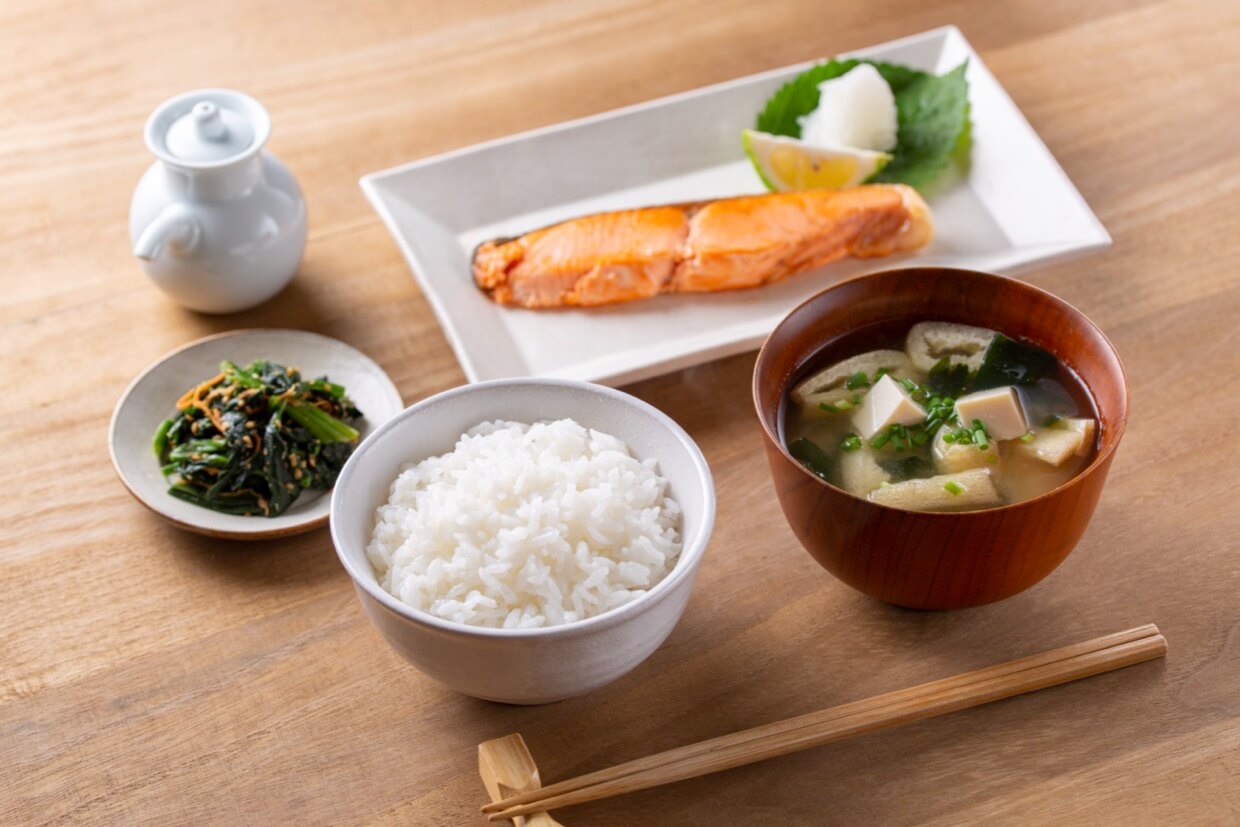 パン？ご飯？健康的な朝食メニューを管理栄養士が詳しく解説 – PURAVIDA