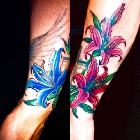 Timeless - 百合の花 -lily flower- All my work 東京-日暮里-tattooタトゥー刺青smalltattooflowertattoolilytattooflowerstattoo花タトゥーフラワータトゥーリリー タトゥー百合タトゥーブラックアンドグレーガールズタトゥーワンポイント