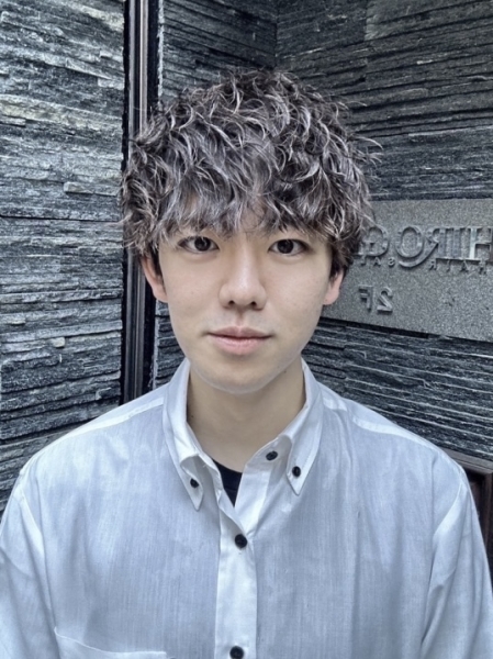 ヒロ銀座 上野店ヒロ銀座ヘアーサロン 上野店高級理容室・床屋 ヒロ銀座ヘアーサロン