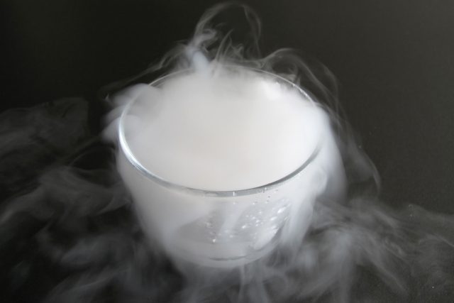 N6 火力が強く火持ちが良い プロ愛用 炭 「 オガ炭 」 3.5kg +「 オガライト 」 14kg 計 17.5kg炭 オガ 備長炭 燃料遠赤外線 火持ちが良い 白炭焼き 高火力 長時間燃焼 煙少 白炭 オガ備長炭 キャンプ BBQ アウトドア お花見 キャンプ