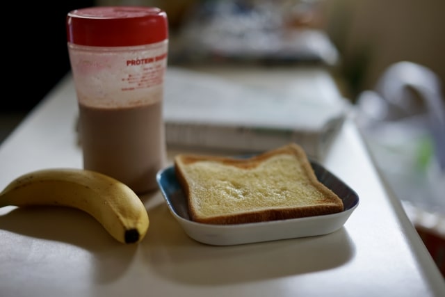 国産ホエイ１ｋｇ 5,400円以上で送料無料・沖縄県を除く