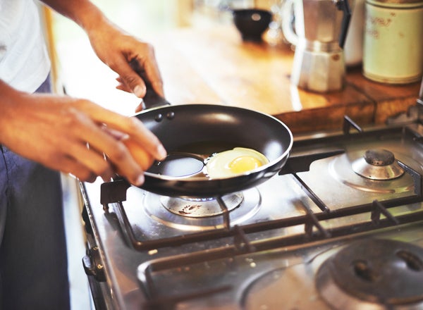 イライラしがちな更年期世代が「朝、食べないほうがいい」NGな朝食メニューとは？管理栄養士が解説ヨガジャーナルオンライン